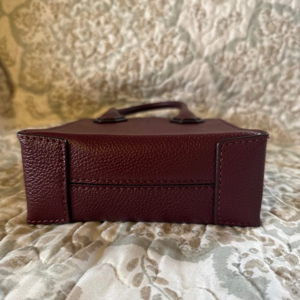 Michael Kors Mercer XS Leather Crossbody Bag - Picture 4 of 10